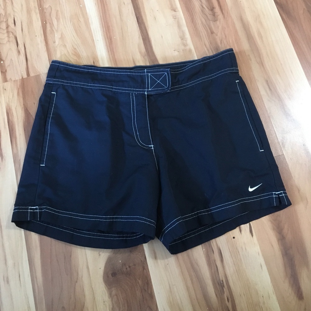 Nike navy zip up shorts pockets Velcro tab closure Size Small (4-6)